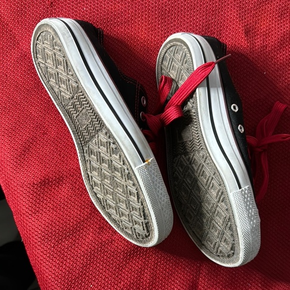 Stylish Black and Red Kids Sneakers - Picture 2 of 5